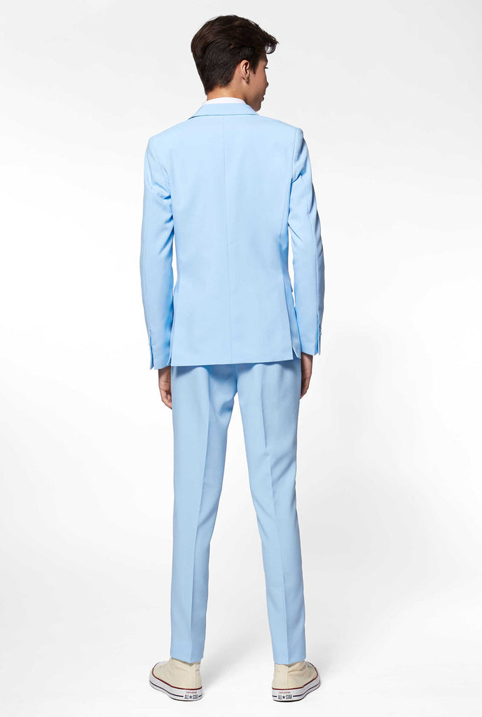 Teen wearing light blue formal suit